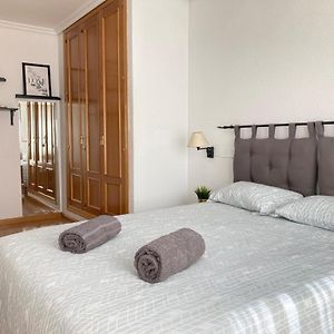 Apartamento grande, 2 dormitorios + garaje